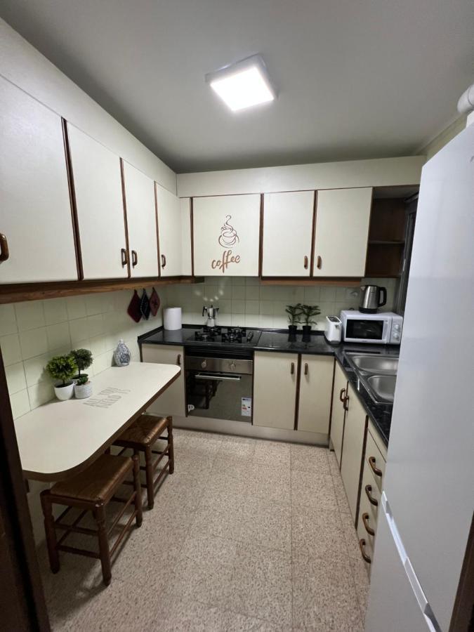 Apartamentos Atlas Terrassa IV エクステリア 写真