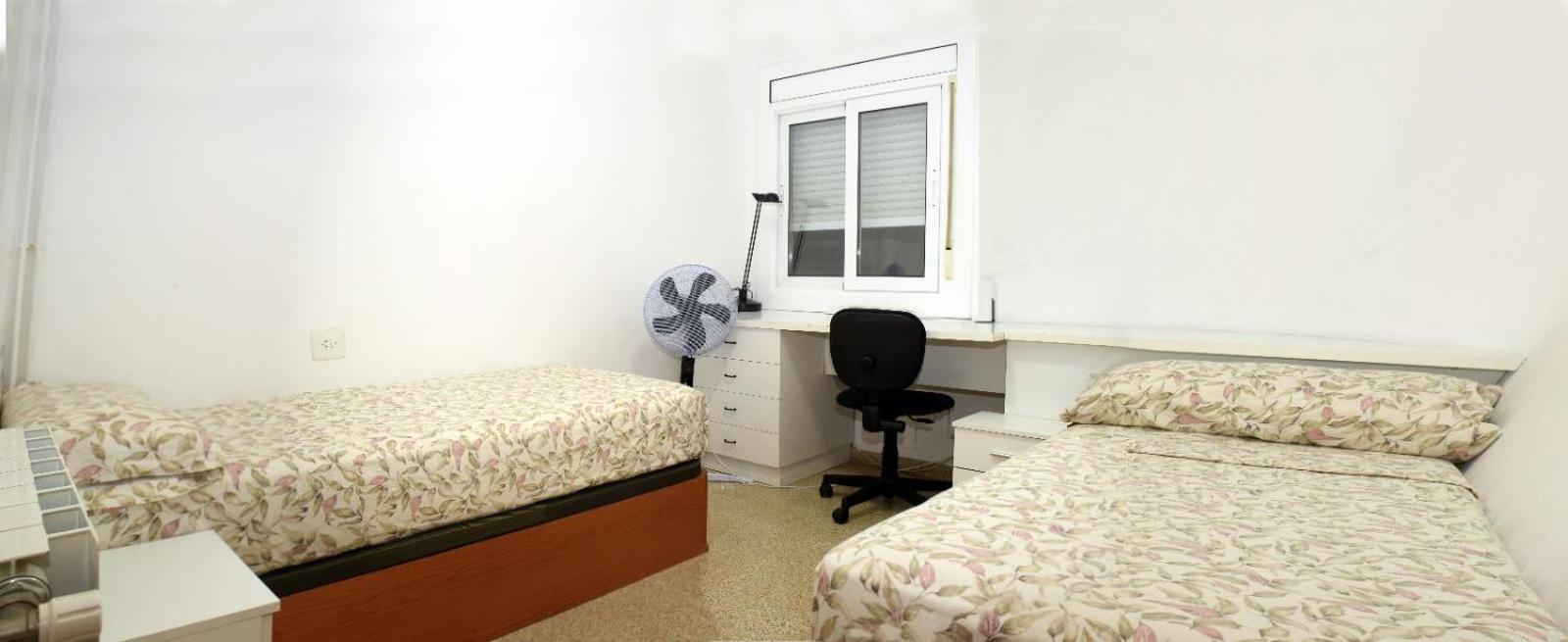 Apartamentos Atlas Terrassa IV エクステリア 写真