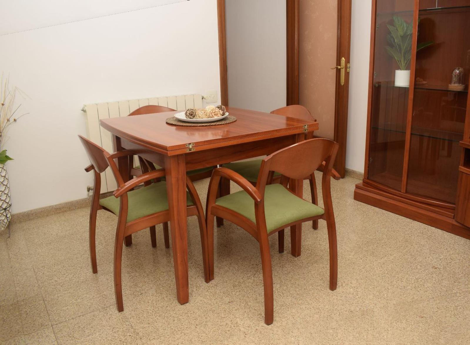 Apartamentos Atlas Terrassa IV エクステリア 写真