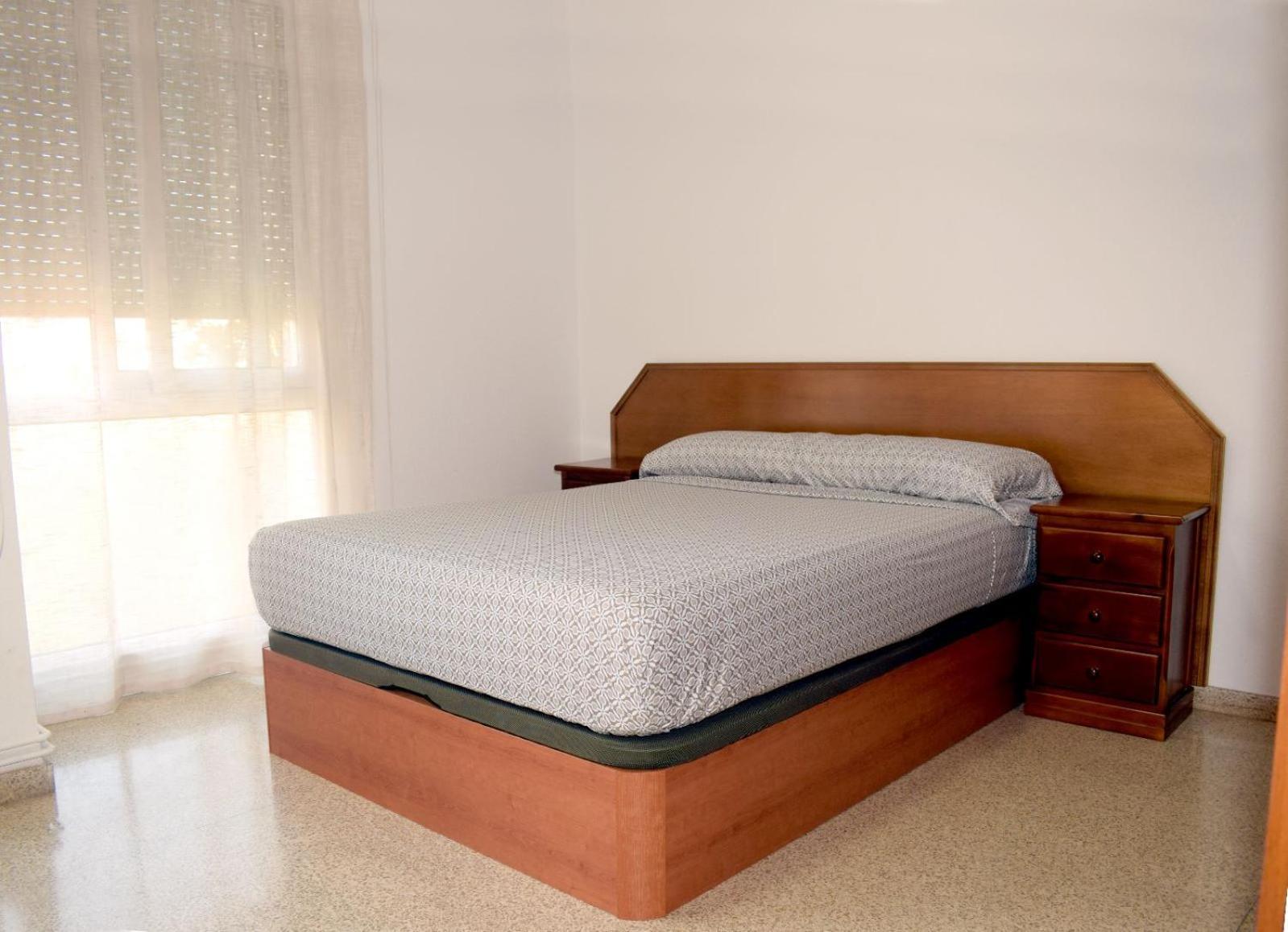 Apartamentos Atlas Terrassa IV エクステリア 写真