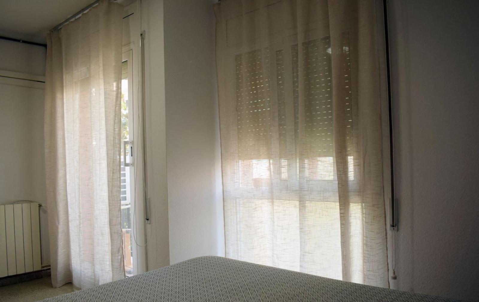 Apartamentos Atlas Terrassa IV エクステリア 写真