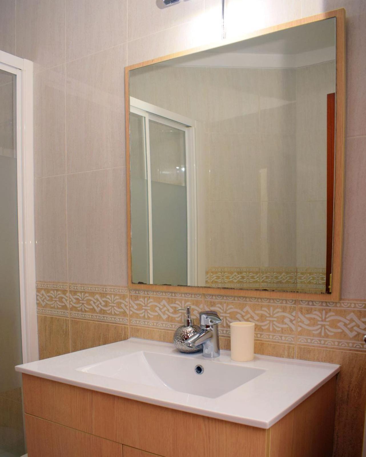 Apartamentos Atlas Terrassa IV エクステリア 写真
